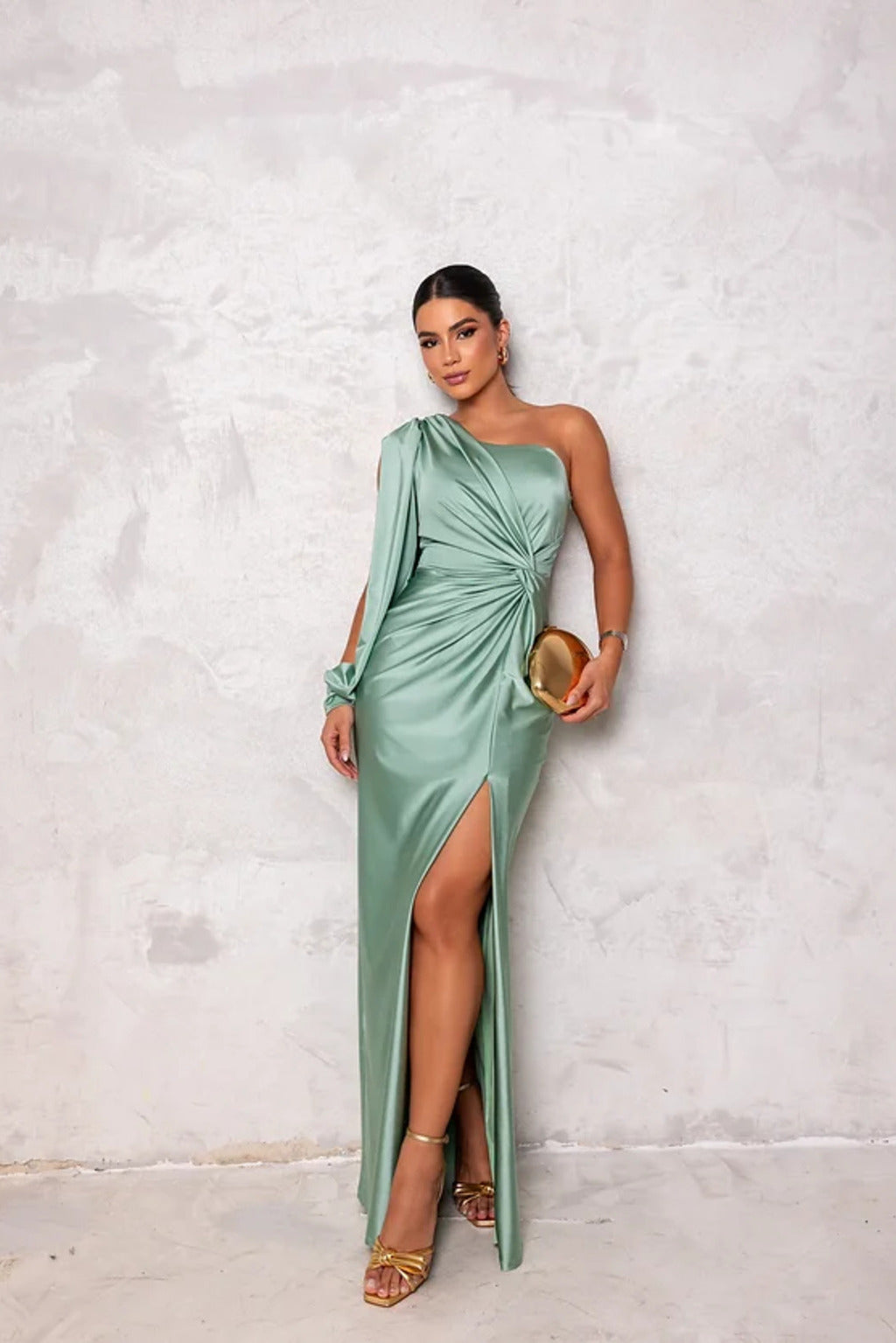 ADA | GLAMOUR DRAPE GOWN