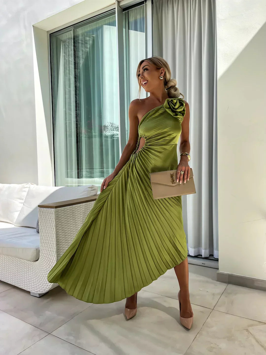 OPHELIA | CHIC PLEATED DRESS