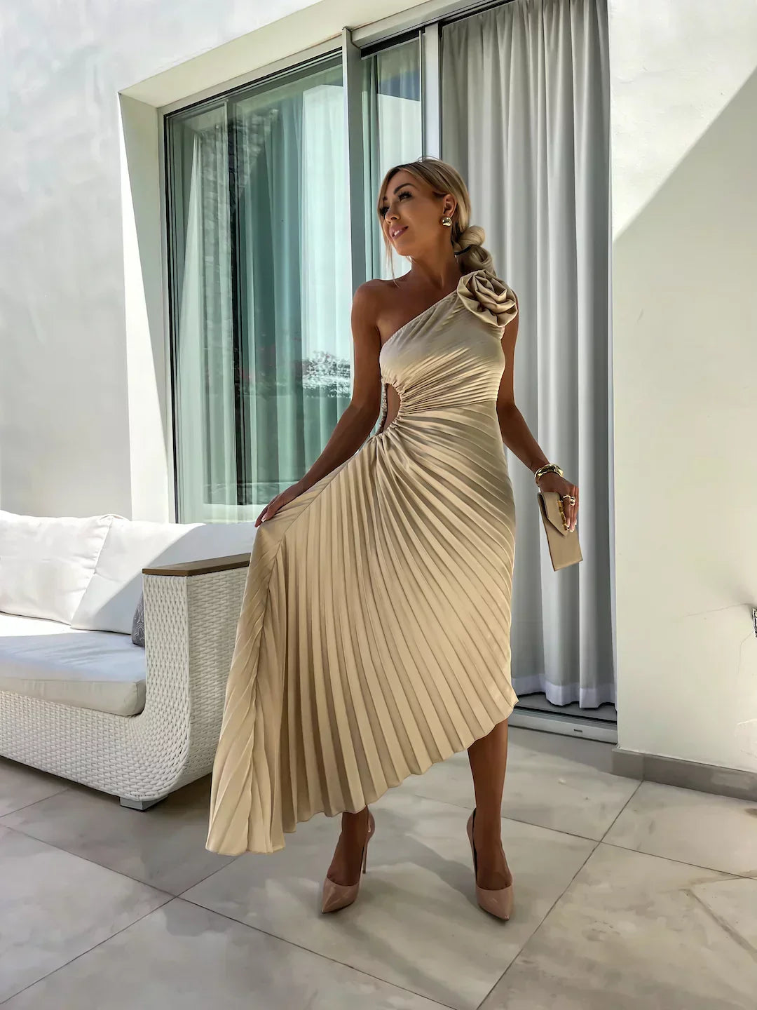 OPHELIA | CHIC PLEATED DRESS