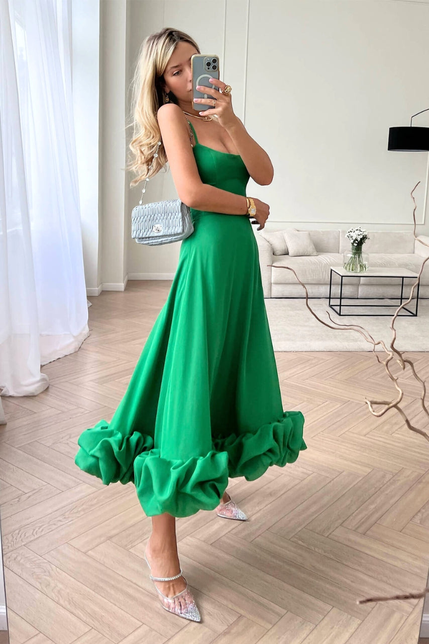 LARA | CHIC TWIRL DRESS
