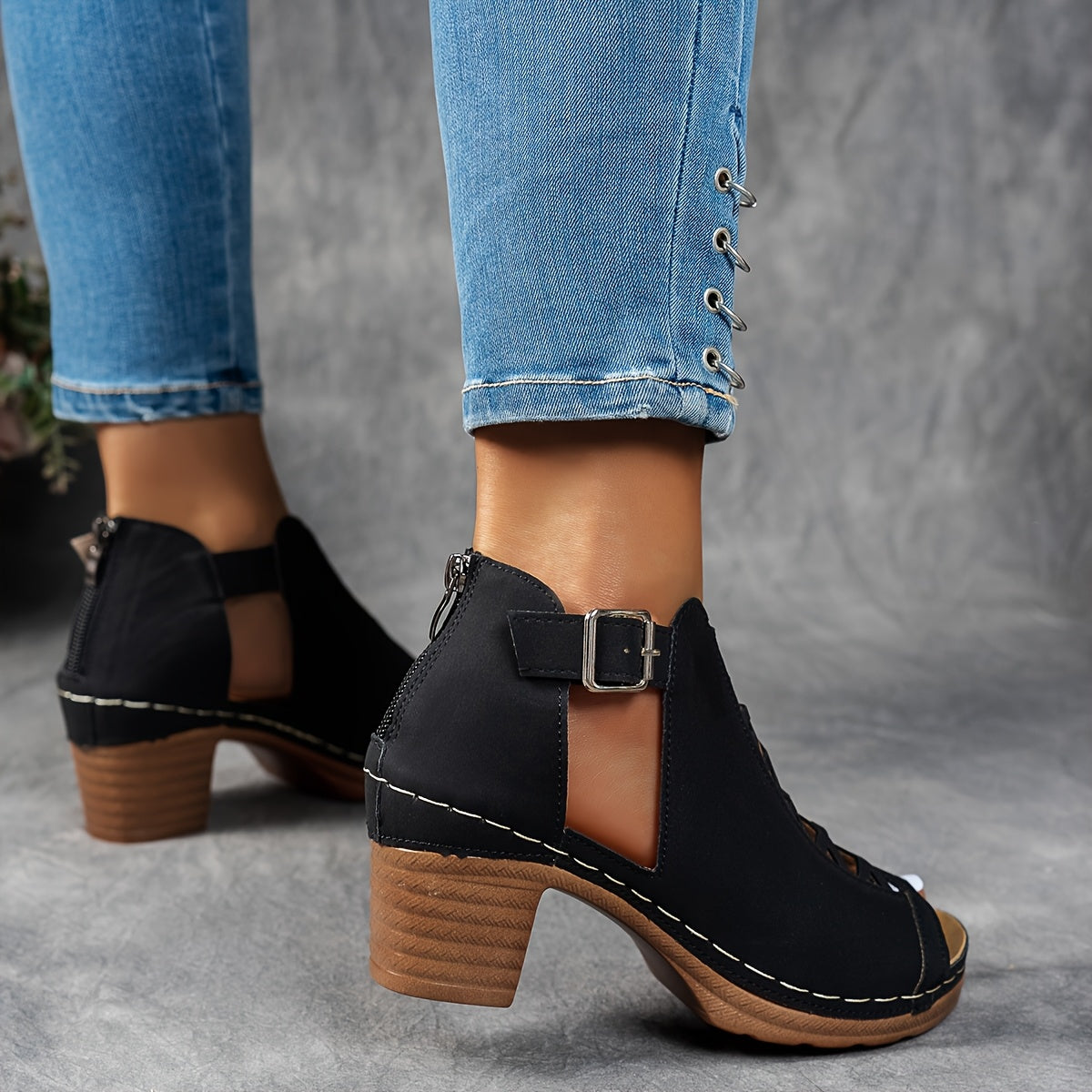 NESSA | LATTICE-HEEL SANDALS