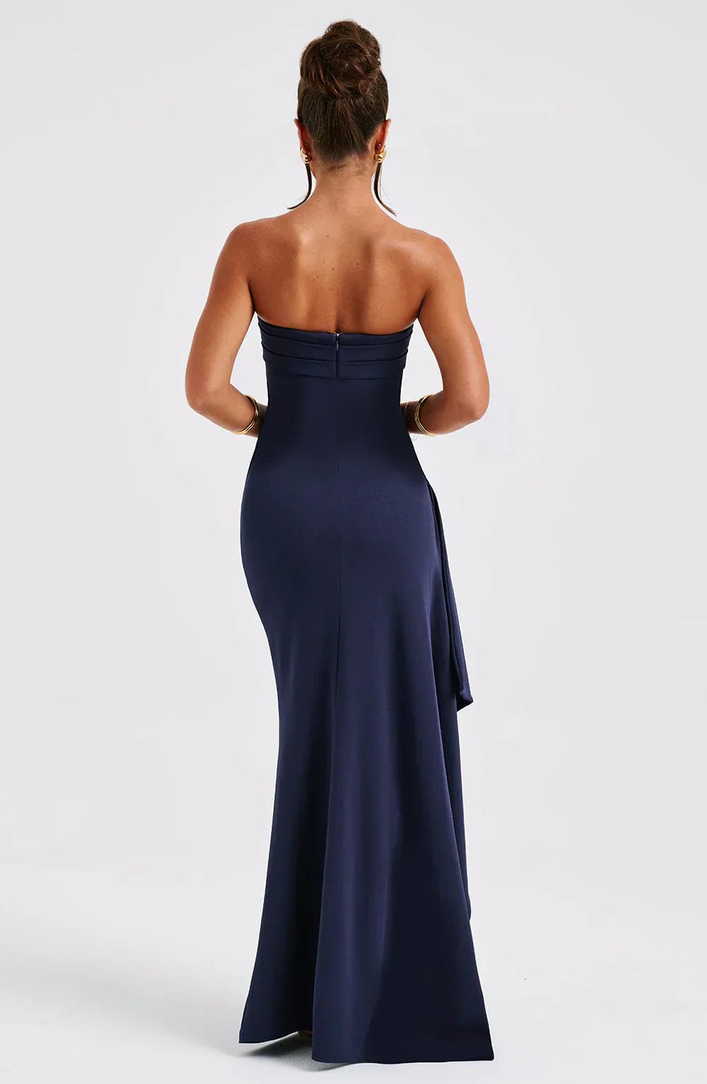 WYNNE | BOLD SILHOUETTE GOWN